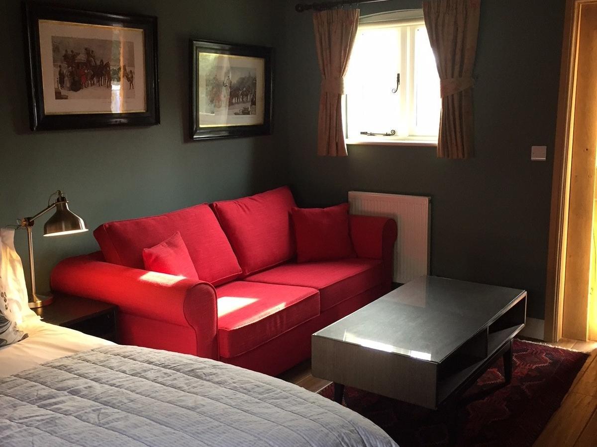 The Blackboys Inn Framfield Room photo
